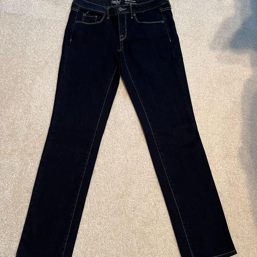 EUC Mossimo Mid-Rise Straight Jeans